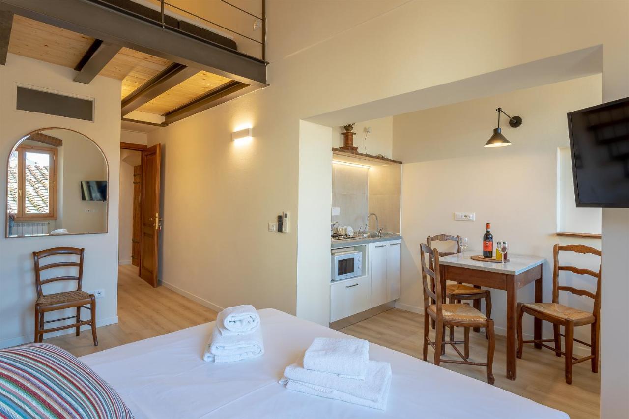 Ramaglianti Apartments Suite Tre Florence Extérieur photo