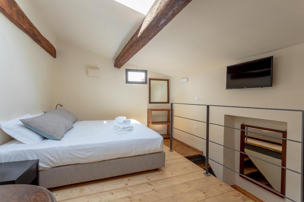 Ramaglianti Apartments Suite Tre Florence Extérieur photo